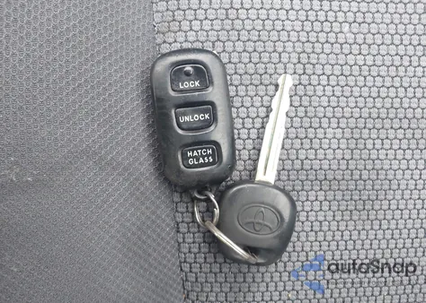 2006 Toyota Matrix Xr из США, поврежденный, VIN 2T1LR30E26C561685